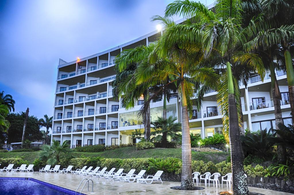 Hotel Makana Resort Tonsupa Extérieur photo