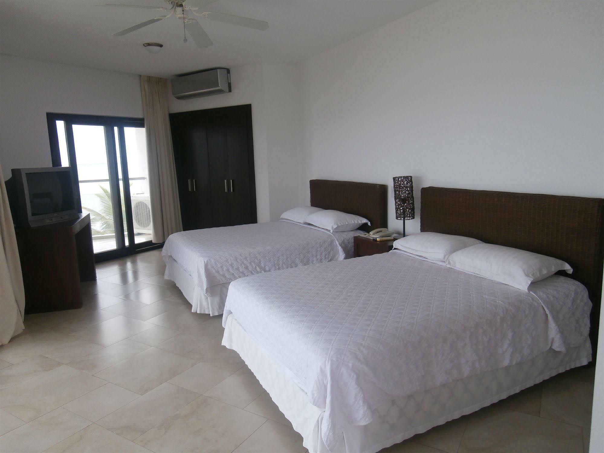 Hotel Makana Resort Tonsupa Extérieur photo