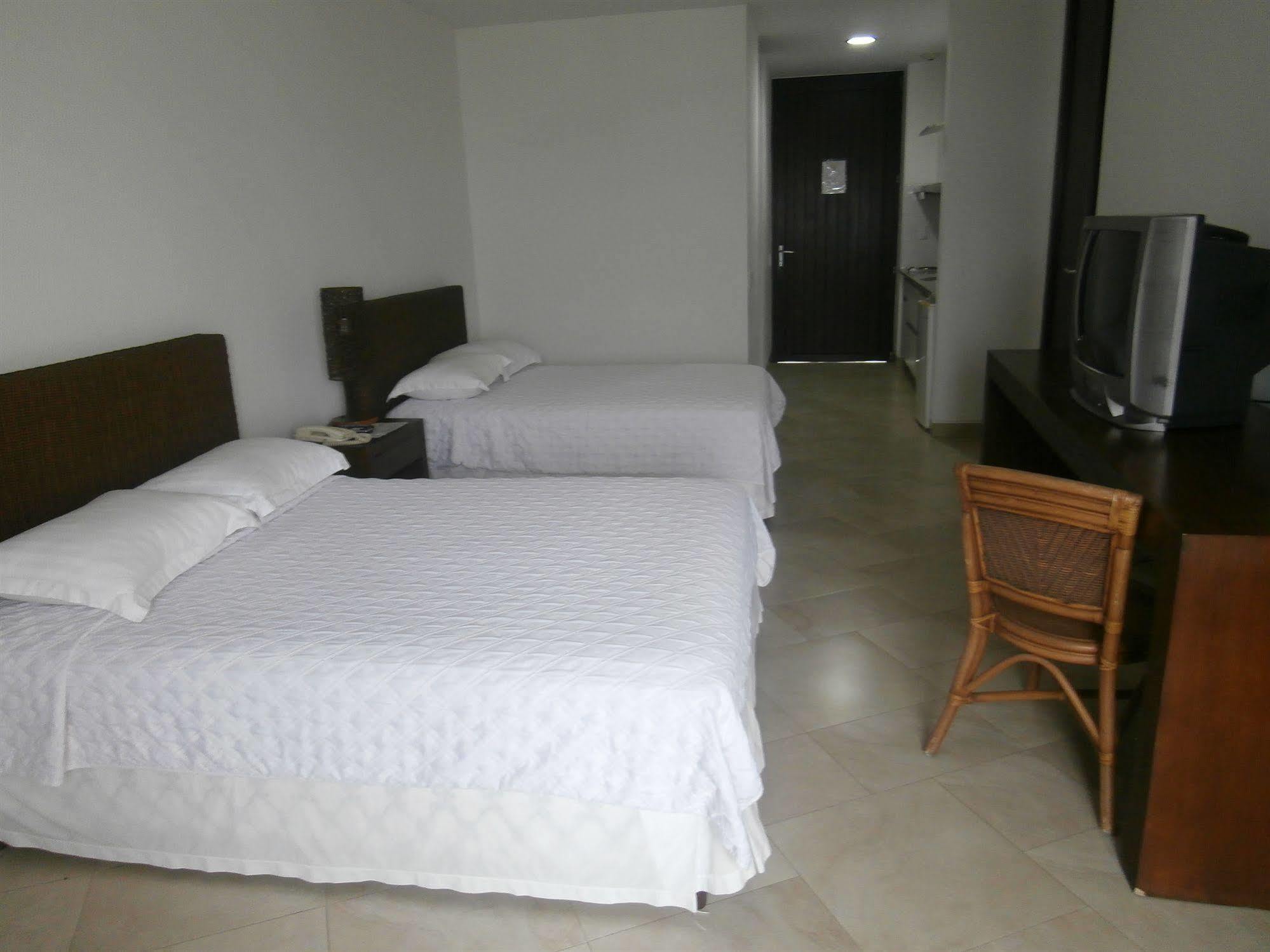 Hotel Makana Resort Tonsupa Extérieur photo